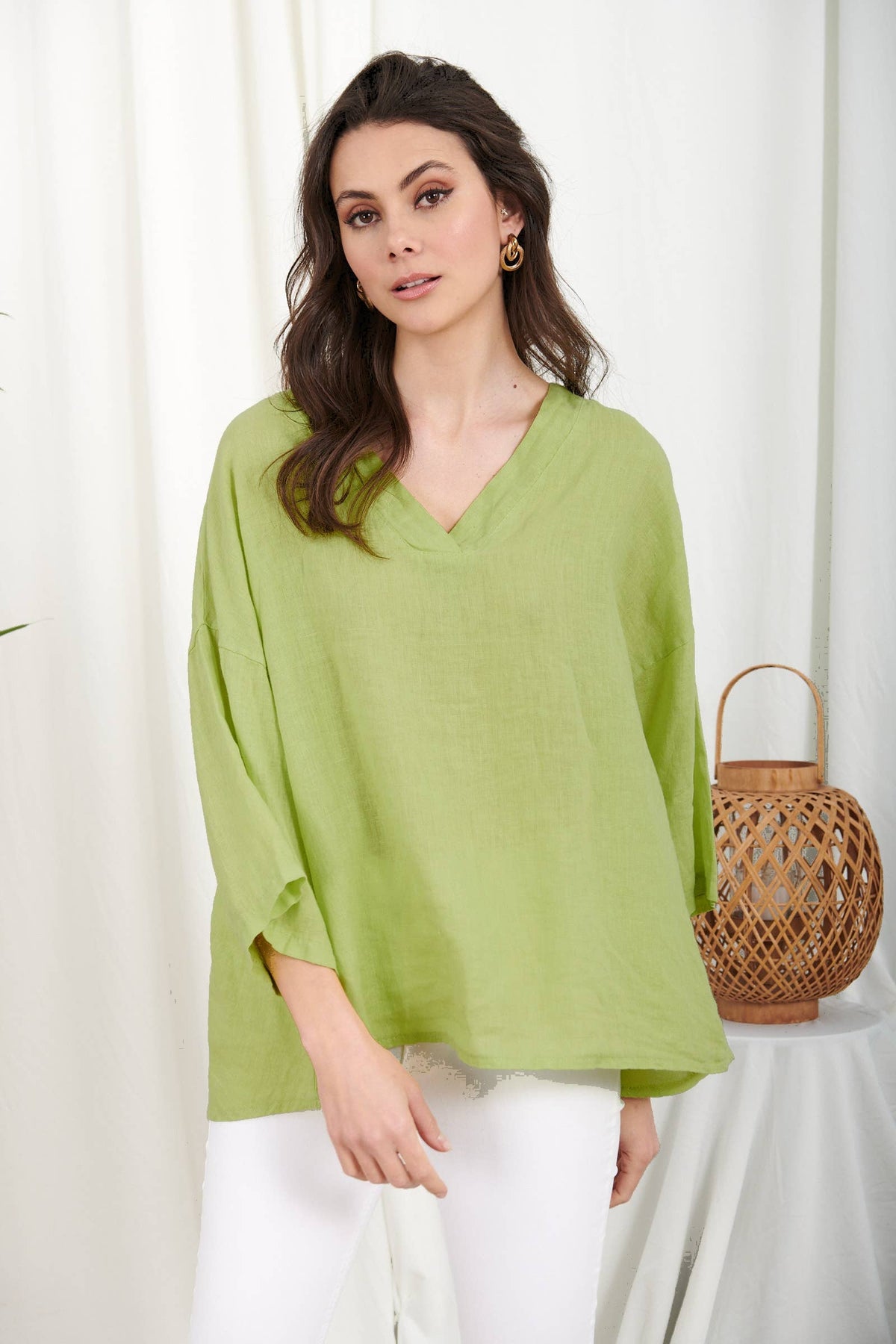 Italian Mid-Length Sleeve V-Neck Linen Top