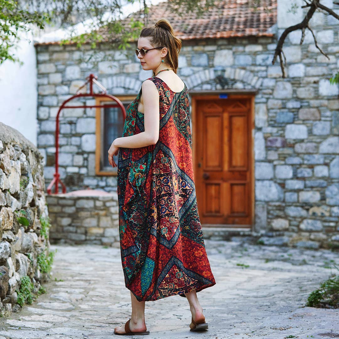Bohemian Tapestry - Ethnic Print Pocket Detailed Scoop Neck Loose Fit Maxi Dress - Teal/Red