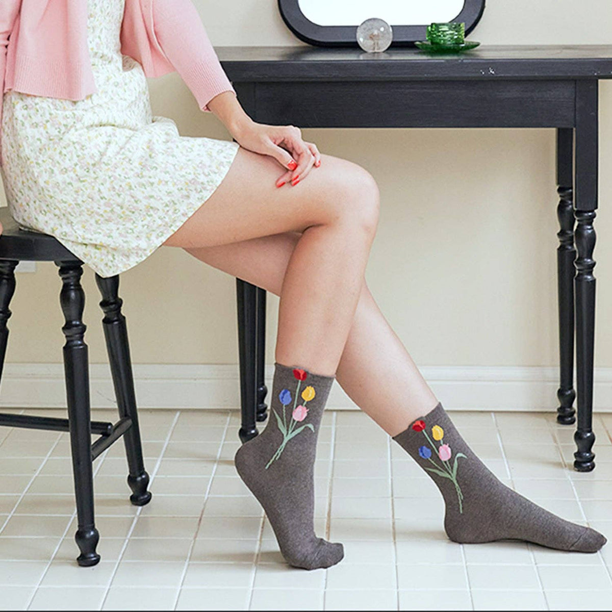 Women's Crew Tulip Flower Socks