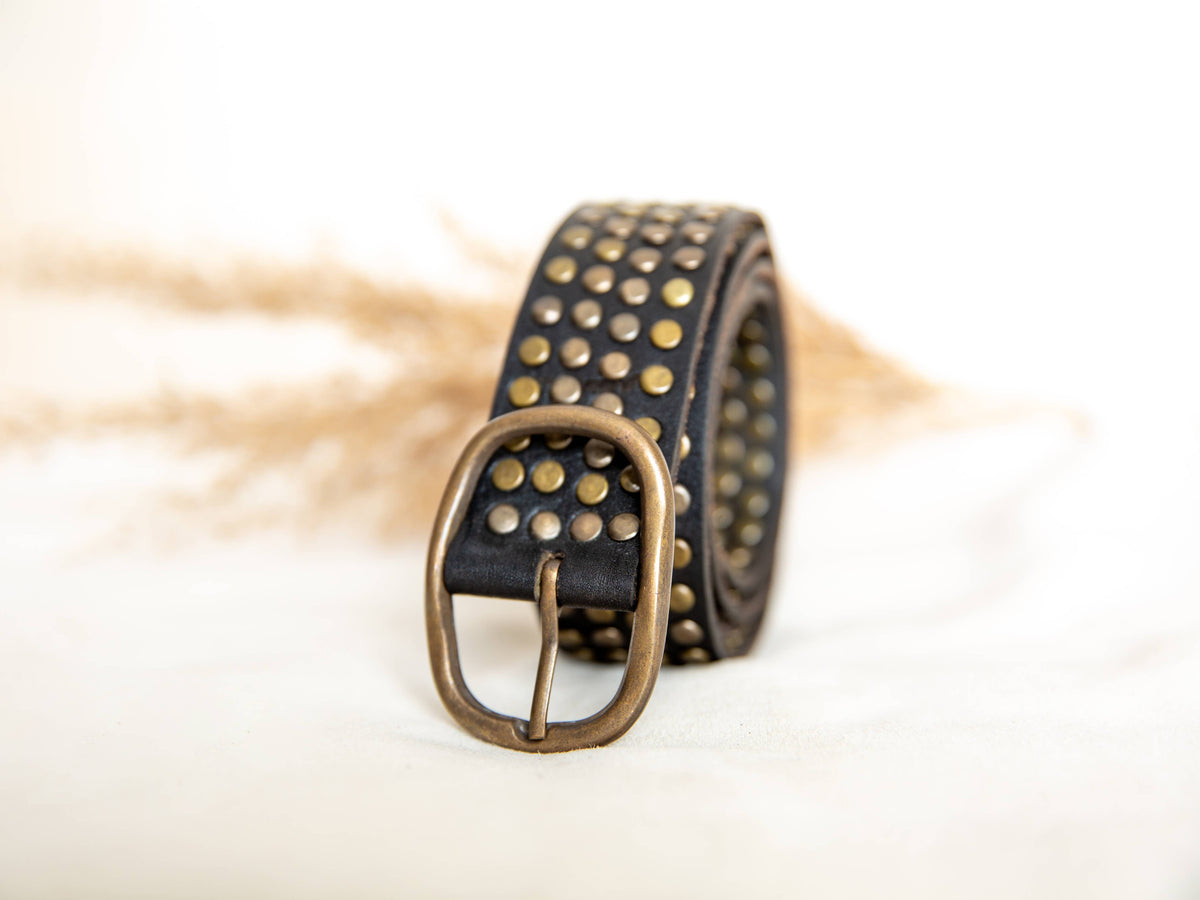 Leather Belt With Suds - Black