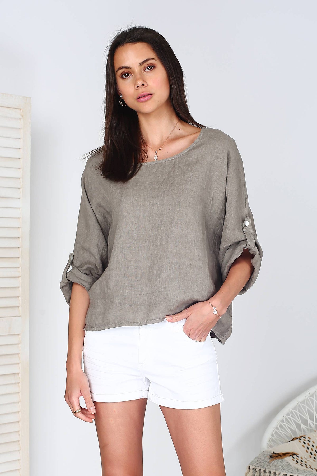 Italian Linen Basic Top Crop Sleeve w Button