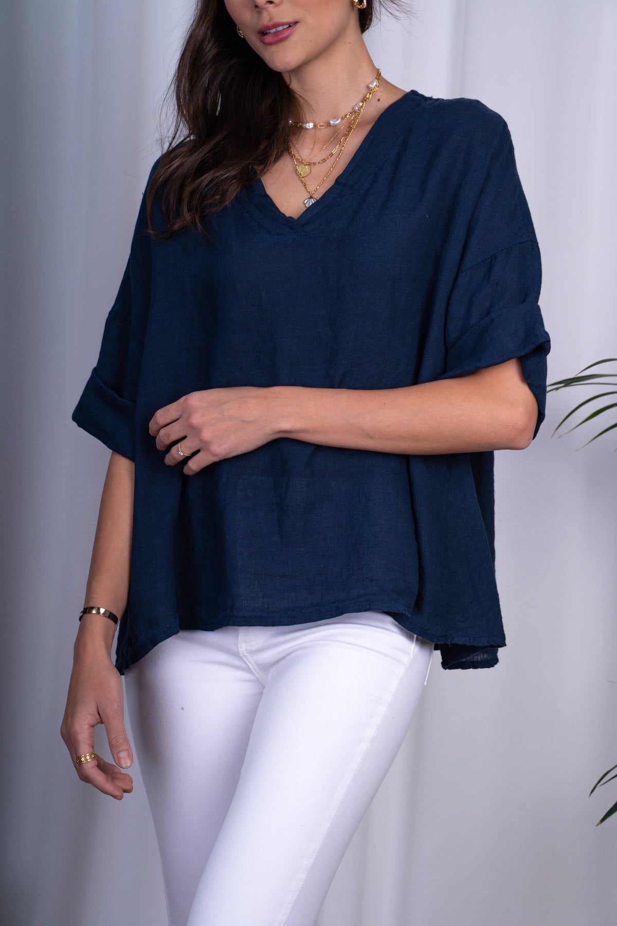 Italian Mid-Length Sleeve V-Neck Linen Top