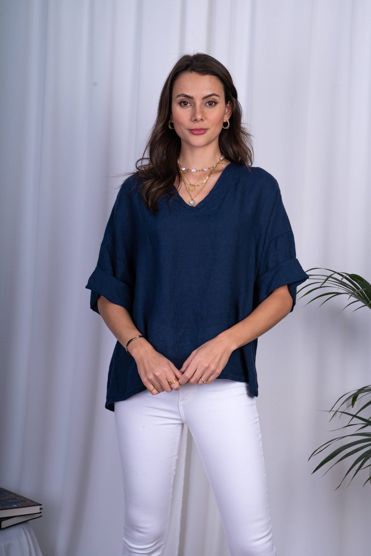 Italian Mid-Length Sleeve V-Neck Linen Top