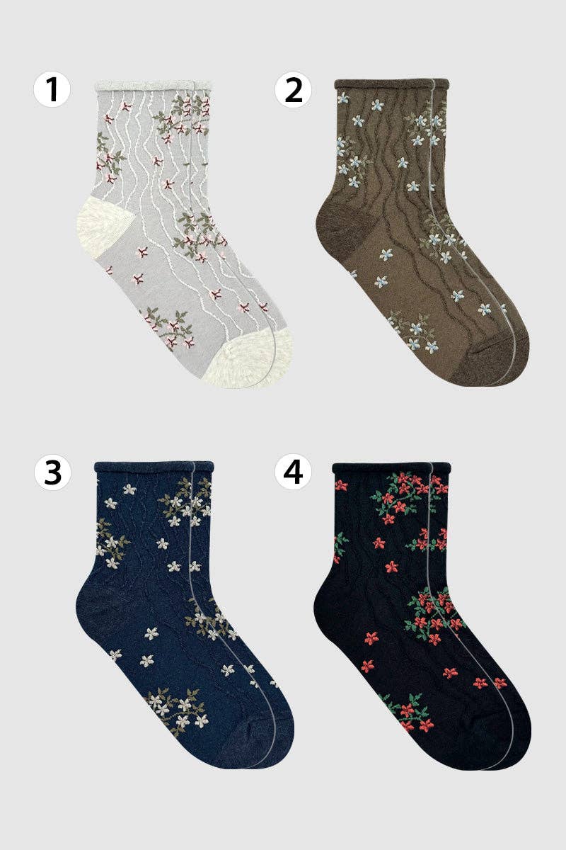 Women's Crew Ruffle Flower Socks