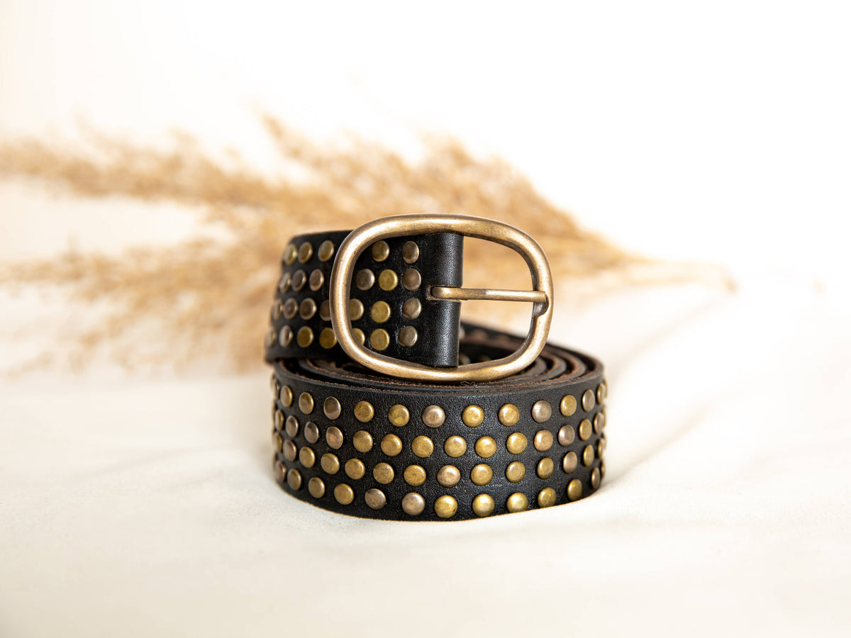 Leather Belt With Suds - Black
