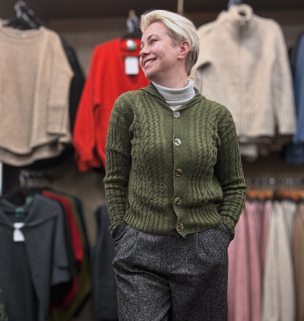 UIMI - ‘Frida’ Australian Merino Cardigan - Moss