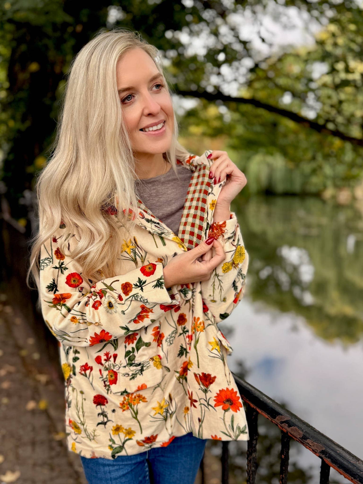 Velvet Autumn Coat — Warm Meadow