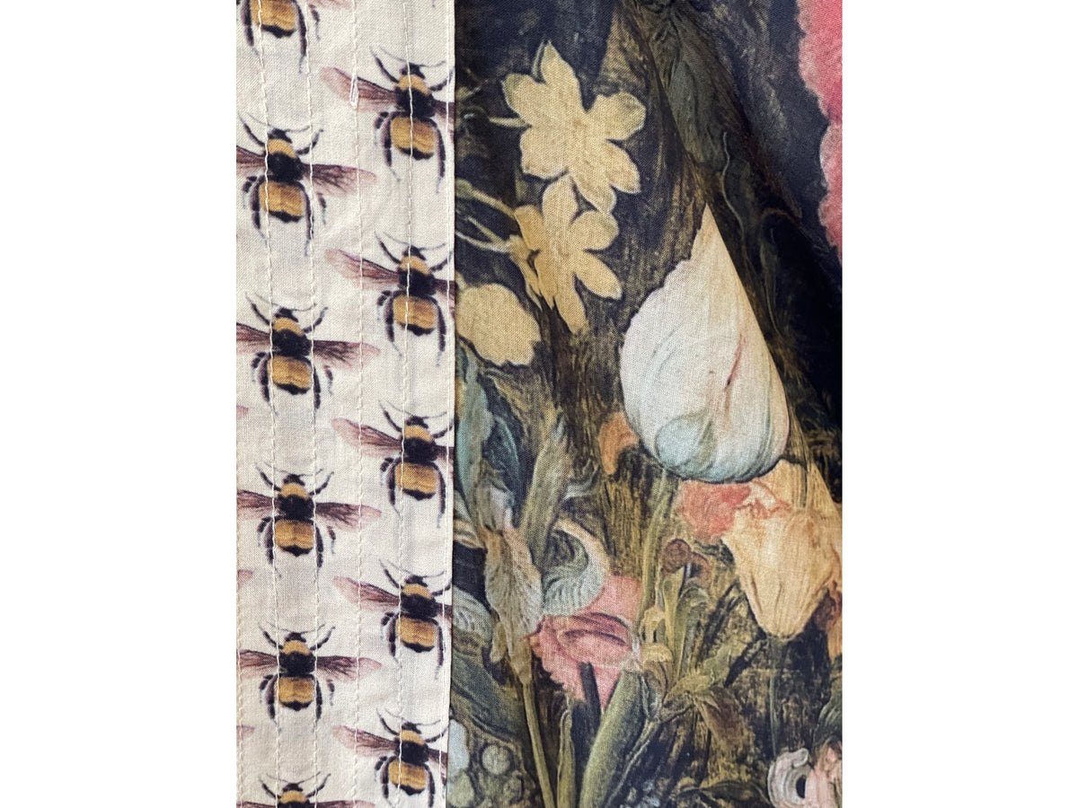 Market Of Stars - ‘I Dream in Flowers’ Bamboo Duster Kimono Robe - Bees