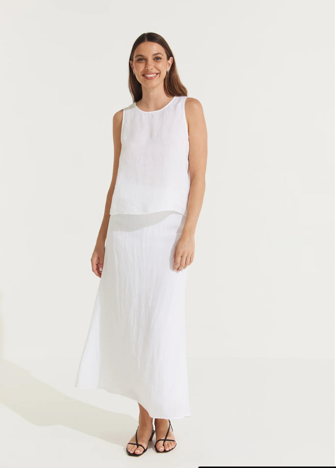 Montaigne ‘Ava’ Linen Cami Top - Various Colours