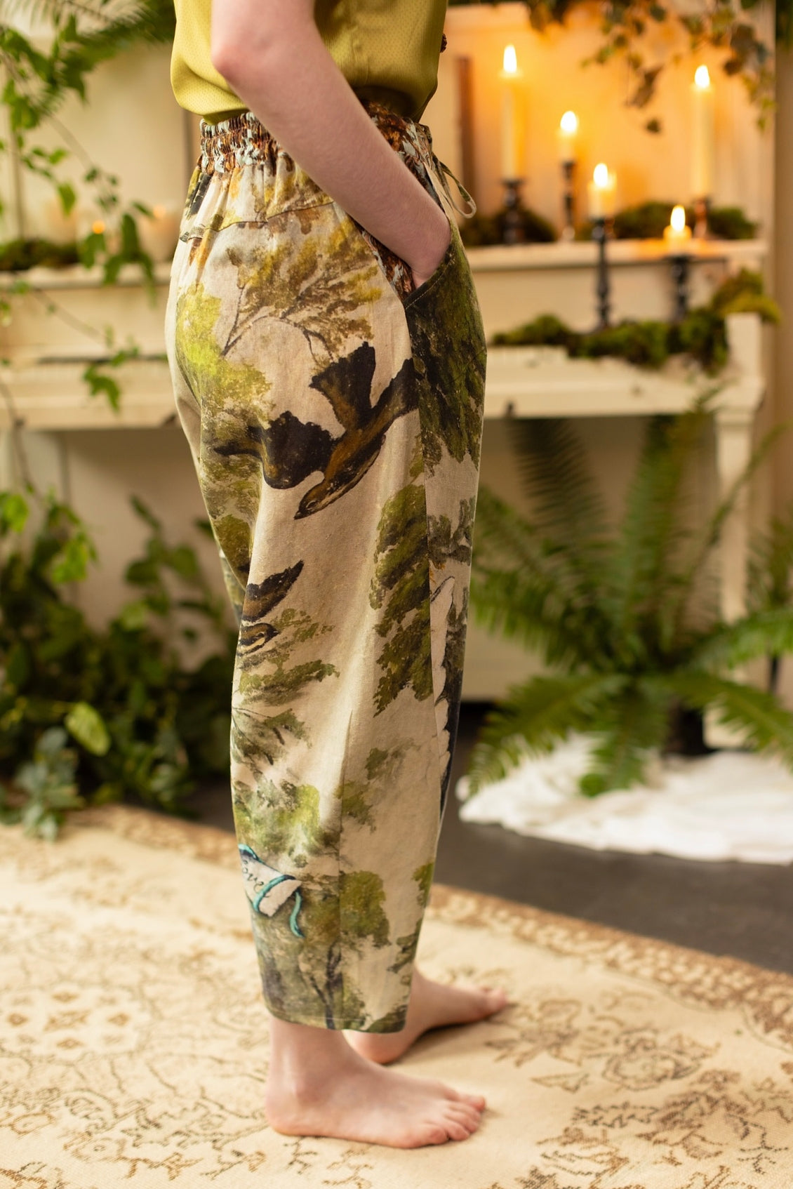 MarketOf Stars - Theatre of Dreams - Boho Linen / Bamboo Cropped Artist Pants - Swan