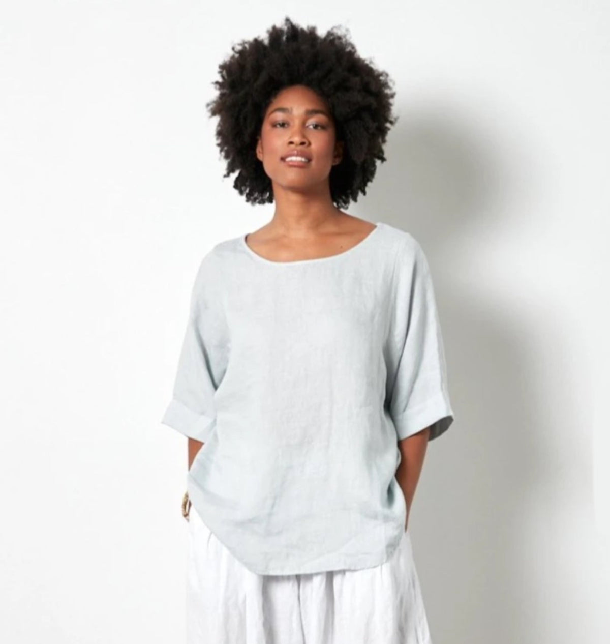 Montaigne ‘Sérénité’ Curved Hemline Linen Top - Various Colours