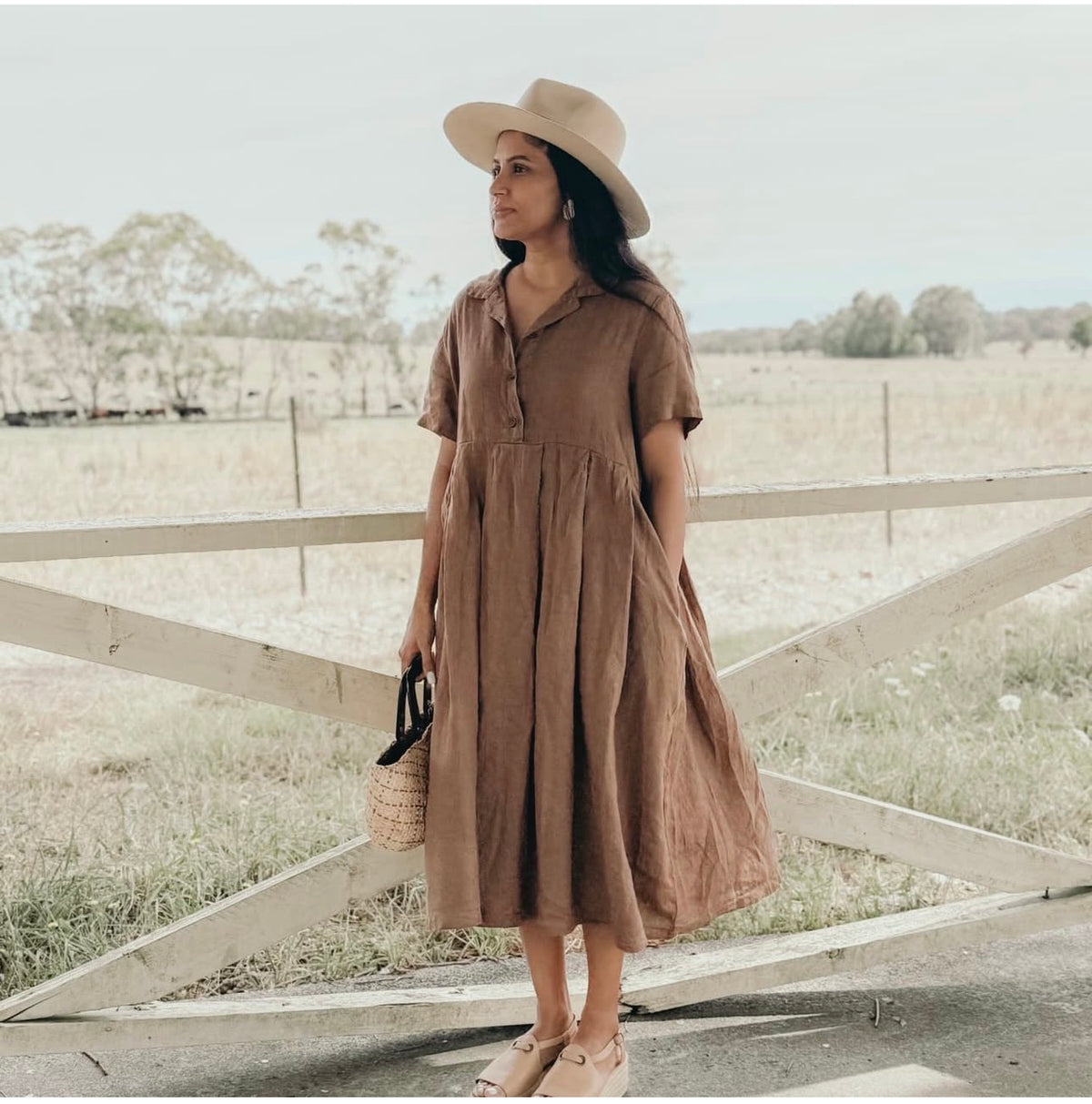 Montaigne - Vianne - Linen Dress Pleats And Side Pockets - Various Colours