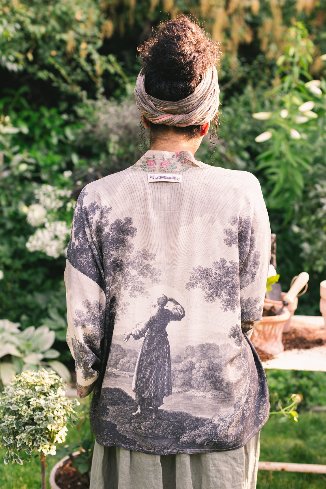 Market Of Stars - ‘Still I Rise’ Pixie Duster Cropped Kimono - Sunrise Woman