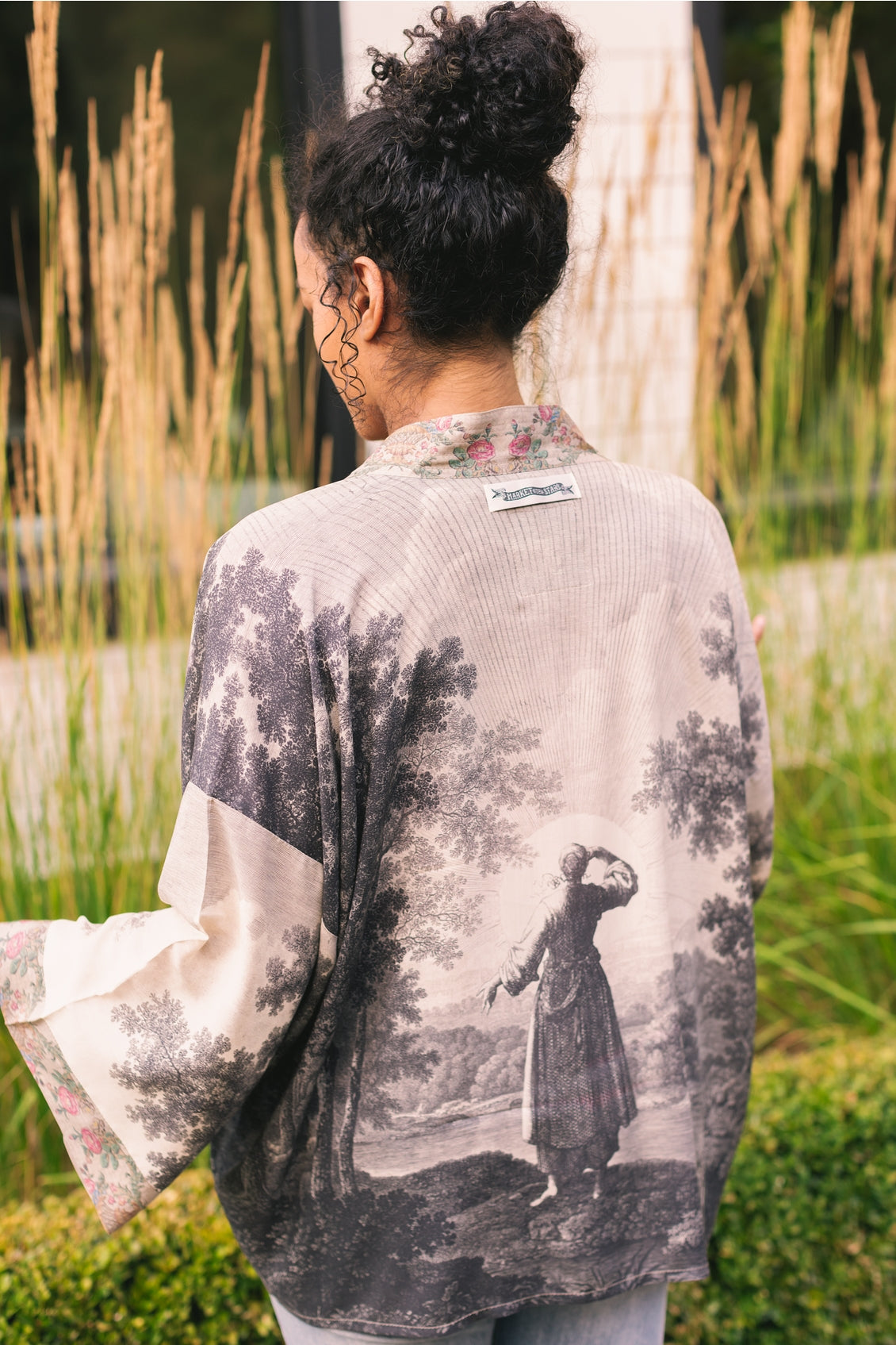 Market Of Stars - ‘Still I Rise’ Pixie Duster Cropped Kimono - Sunrise Woman
