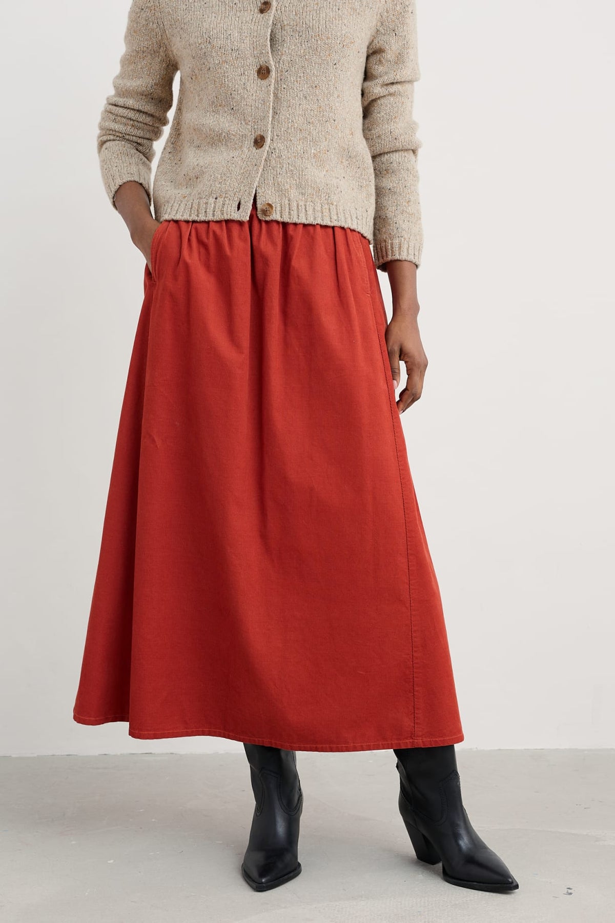 Seasalt Cornwall - Mevagissey Midi Skirt in Organic Cotton - Dark Cinnamon