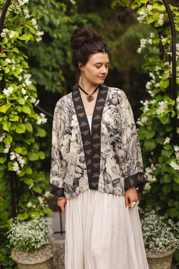 Market Of Stars - Honey & the Moon - Pixie Duster Crop Kimono - Florals & Bees