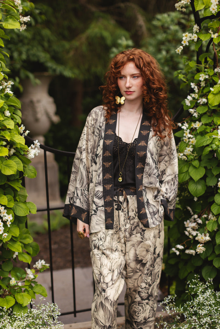 Market Of Stars - Honey & the Moon - Pixie Duster Crop Kimono - Florals & Bees