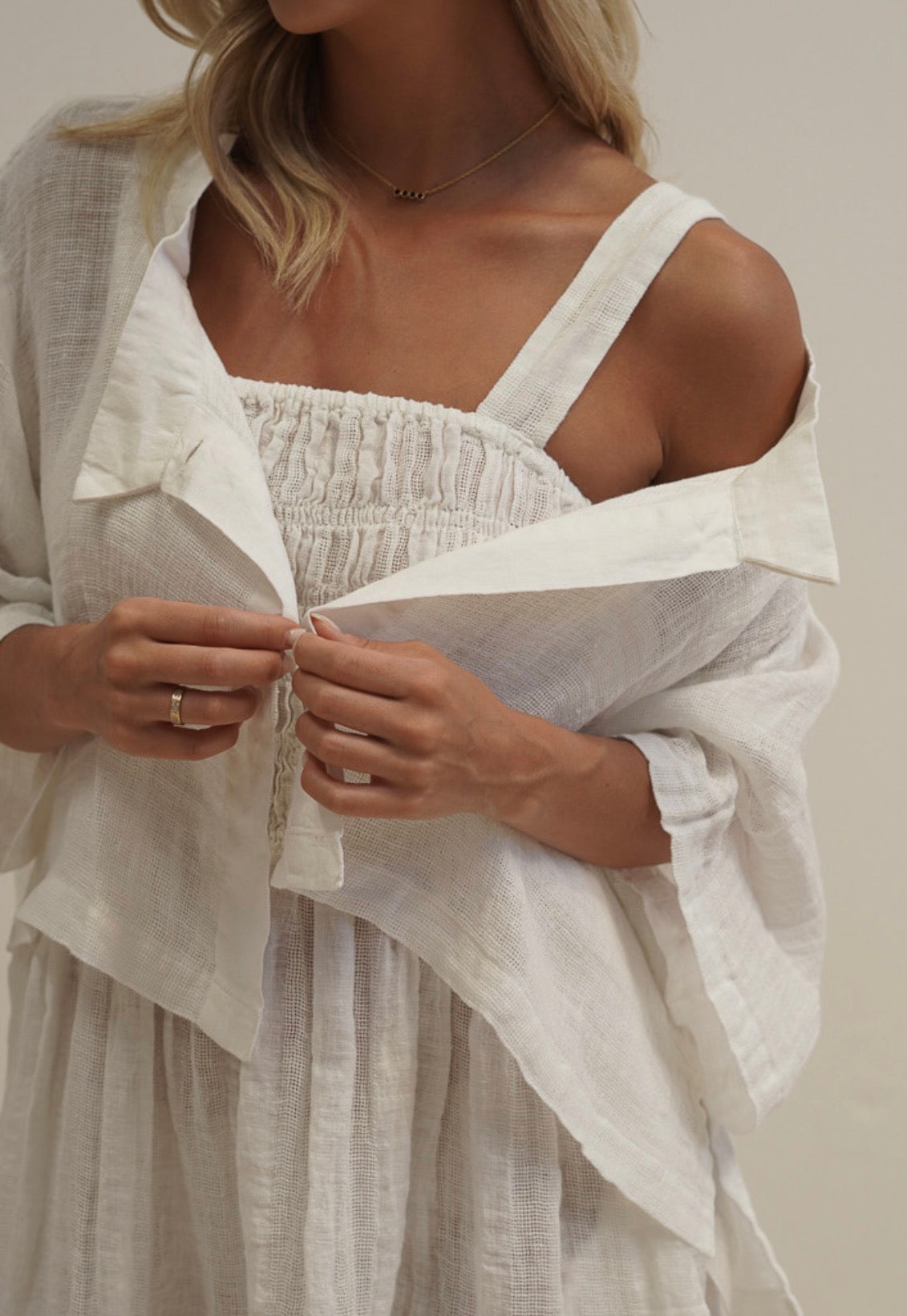 Rustic Linen - Chloe - Short Jacket - White Mesh