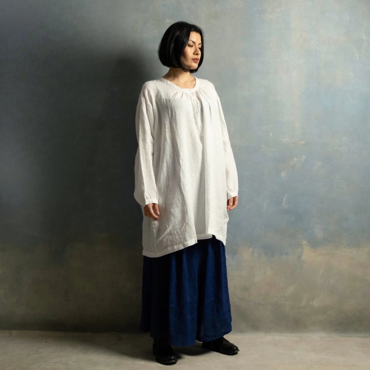 Montaigne ‘Paysanne’ Oversized Linen Shirt - One Size - Various Colours
