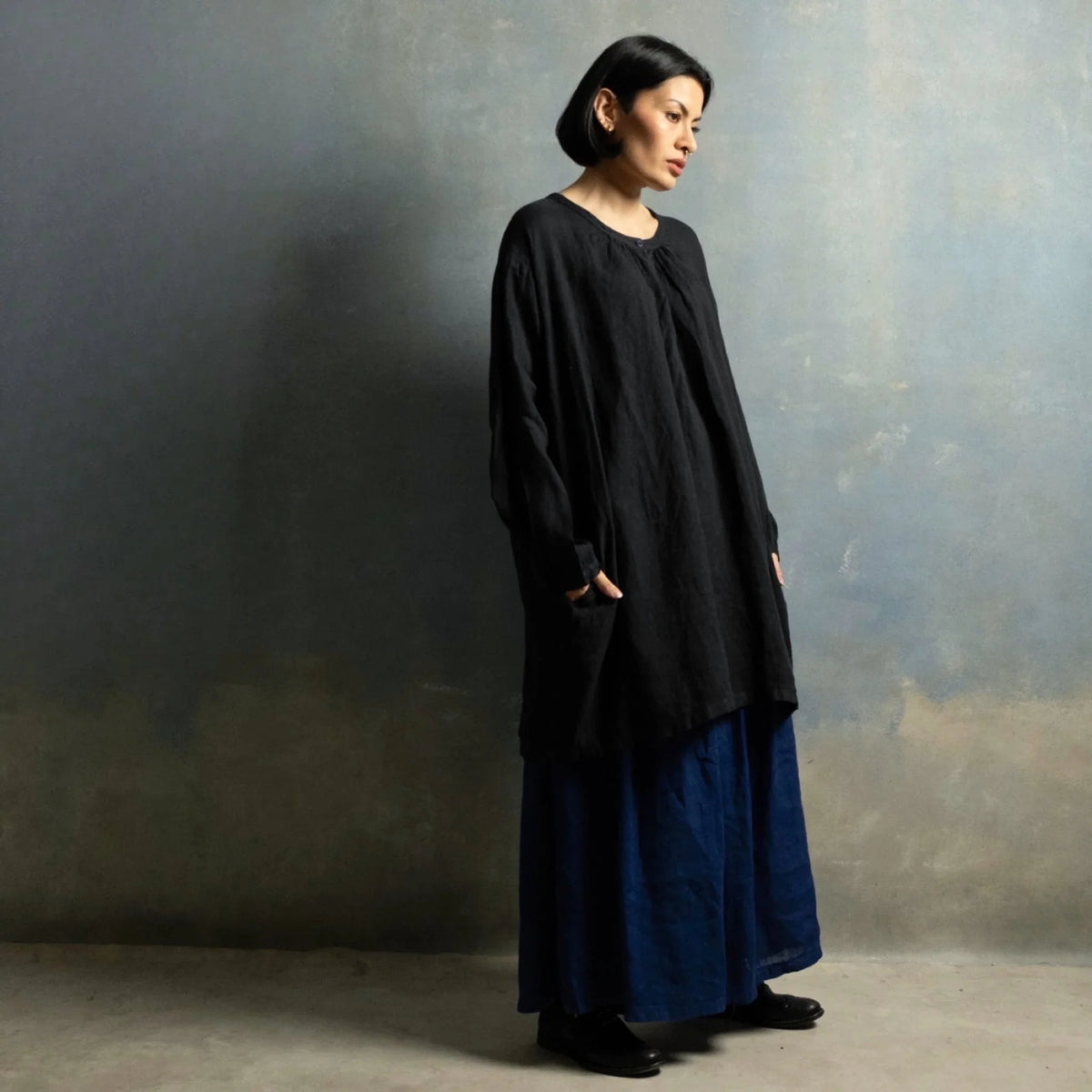 Montaigne ‘Paysanne’ Oversized Linen Shirt - One Size - Various Colours