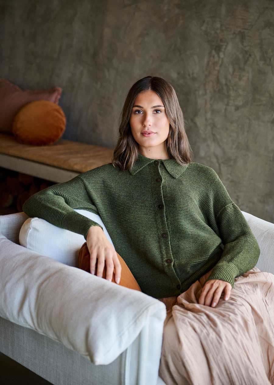UIMI - Pearl - Garter Stitch Australian Merino Wool Cardigan with Collar - Moss