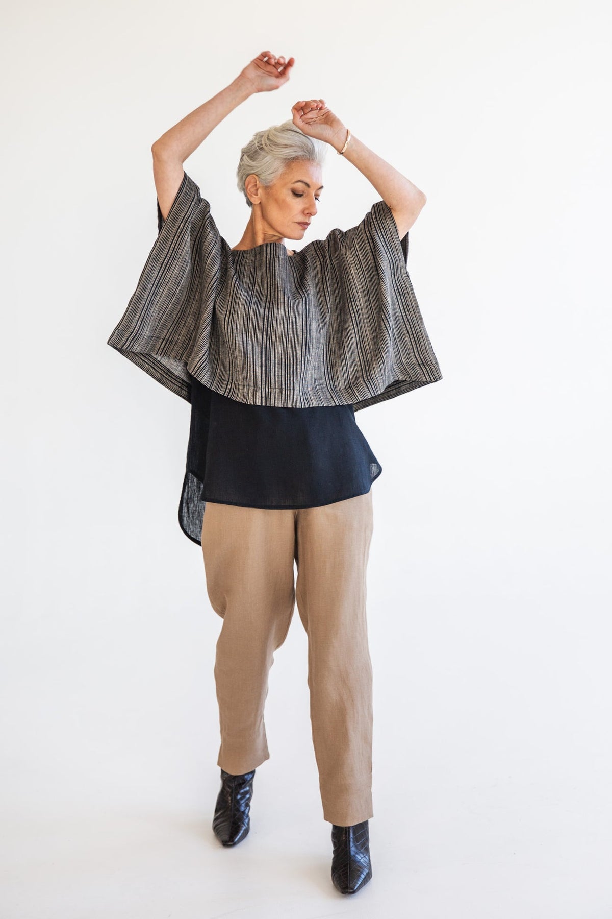 Eva’s Sunday - Tommy - Linen Top - Raven Stripe