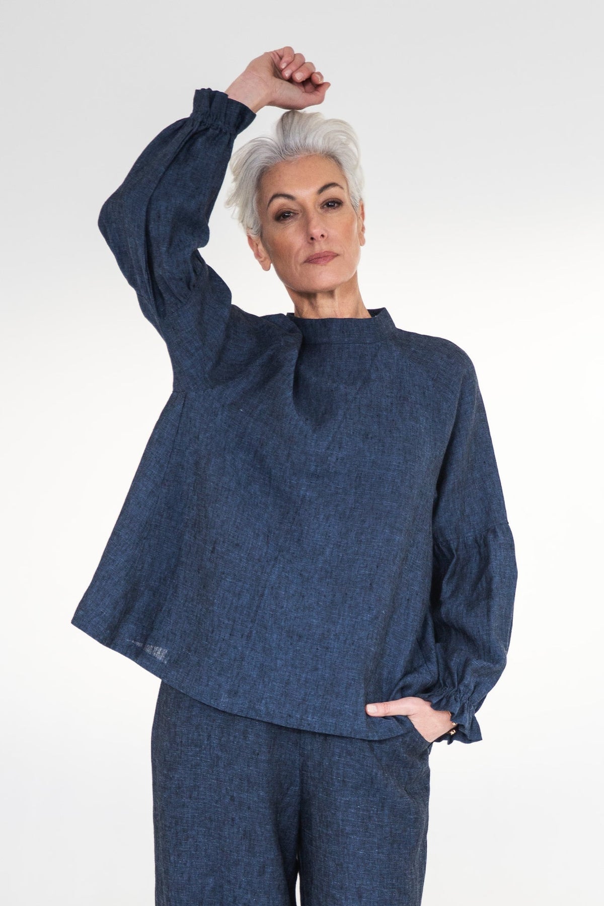 Eva’s Sunday - Leonie - Linen Long Sleeve Top - Navy