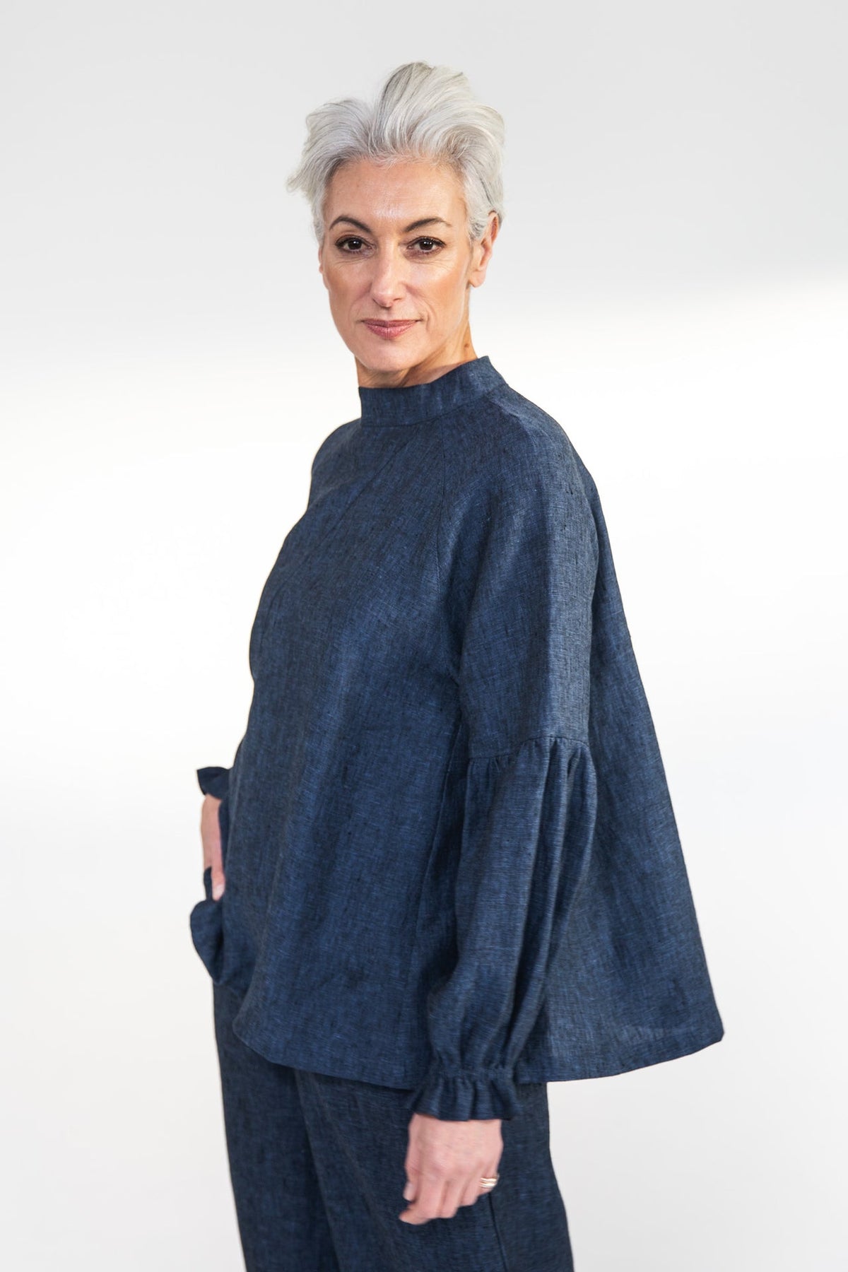 Eva’s Sunday - Leonie - Linen Long Sleeve Top - Navy