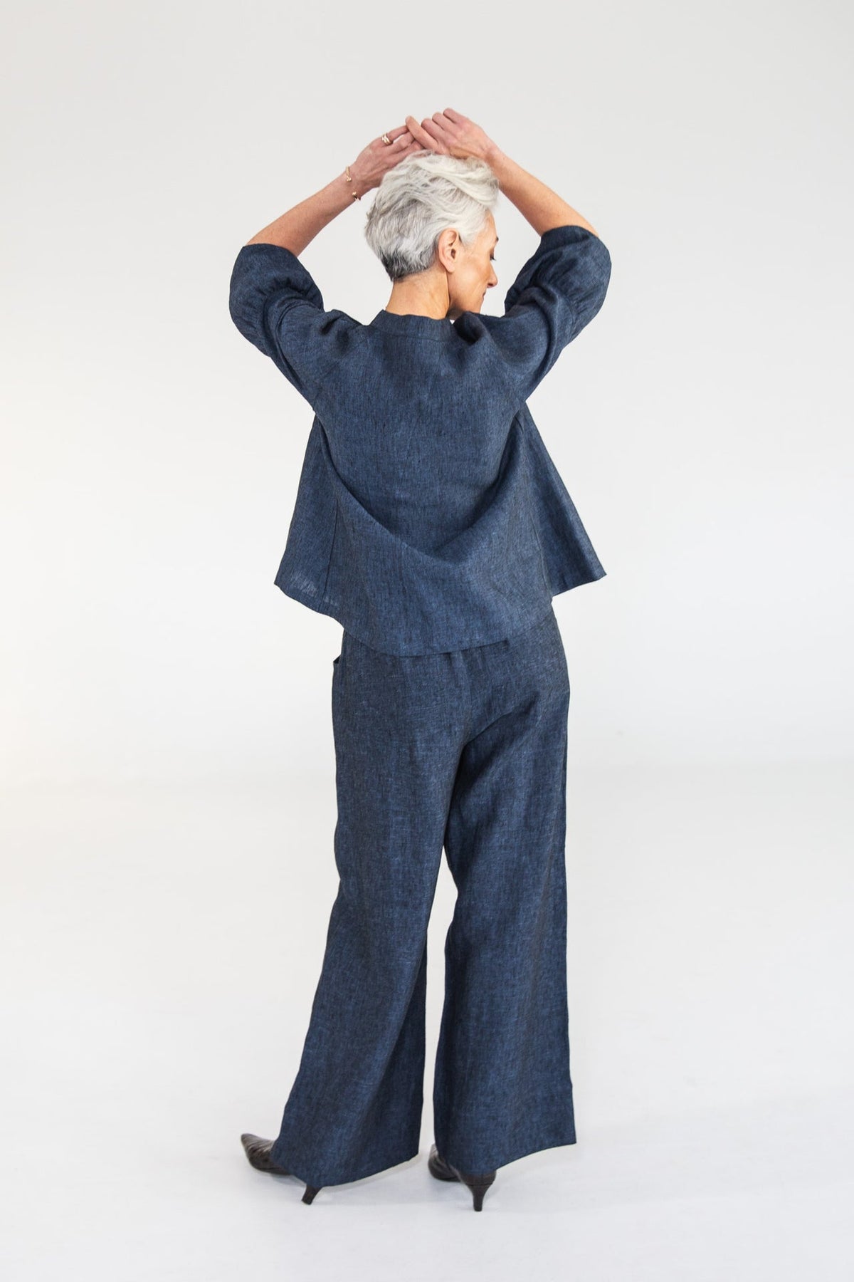 Eva’s Sunday - Leonie - Linen Long Sleeve Top - Navy