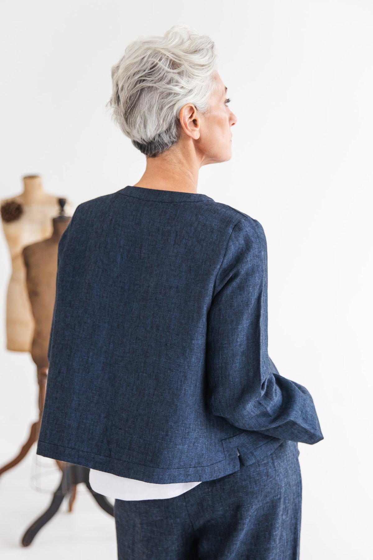 Eva’s Sunday - Bon - Linen Short Jacket - Navy