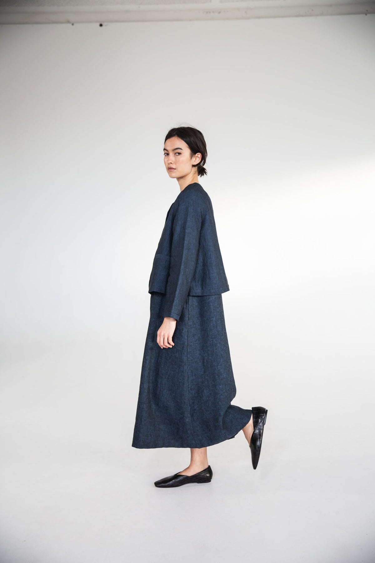 Eva’s Sunday - Bon - Linen Short Jacket - Navy