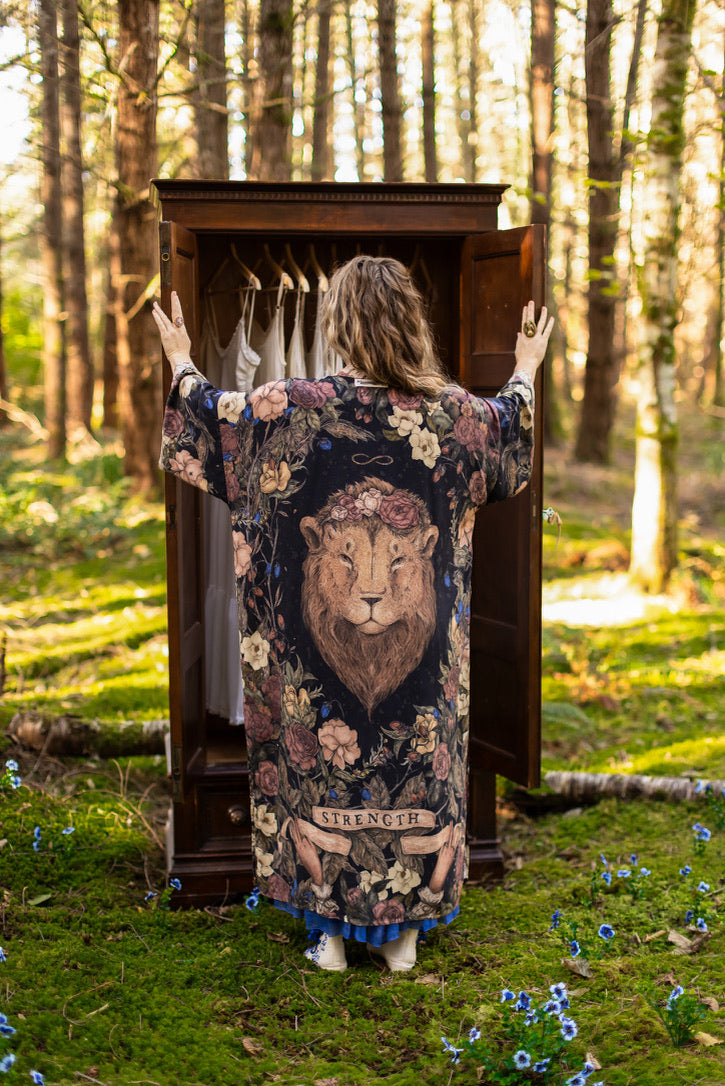 Market Of Stars - Lionheart - Opera Duster Kimono Robe - Botanicals & Narnia Inspired Print