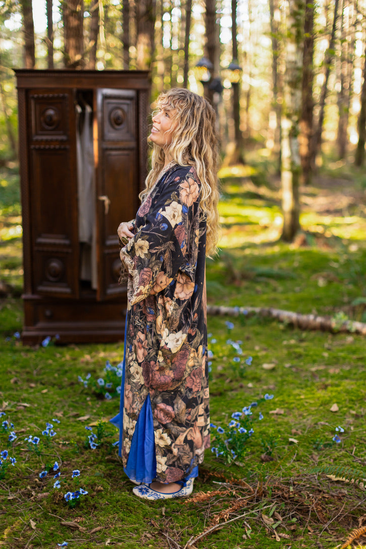 Market Of Stars - Lionheart - Opera Duster Kimono Robe - Botanicals & Narnia Inspired Print