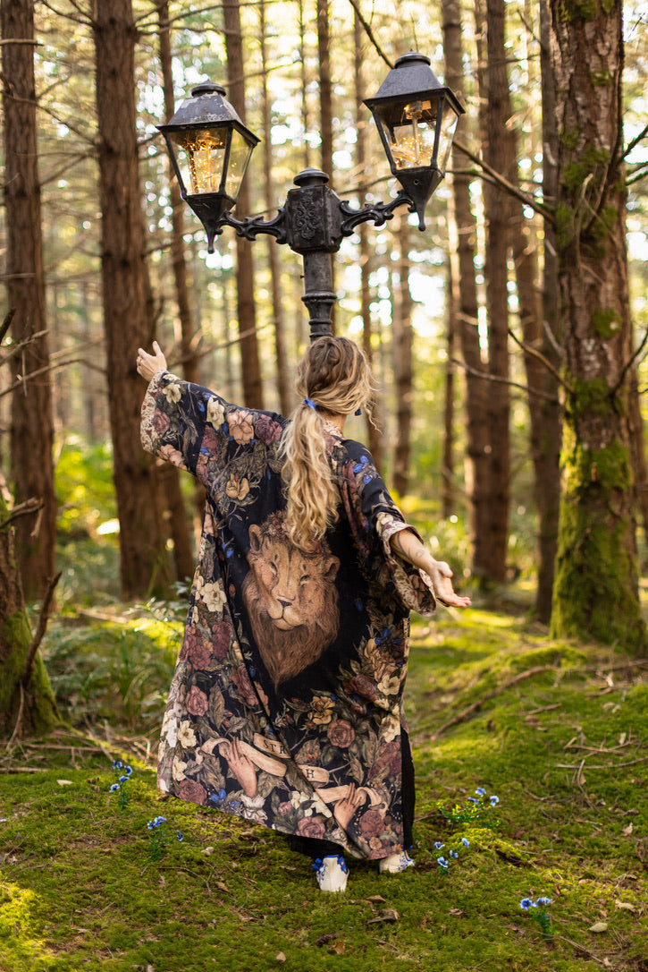 Market Of Stars - Lionheart - Opera Duster Kimono Robe - Botanicals & Narnia Inspired Print