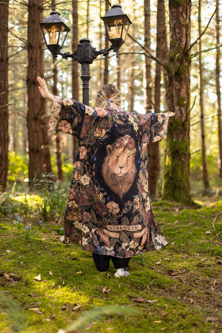 Market Of Stars - Lionheart - Opera Duster Kimono Robe - Botanicals & Narnia Inspired Print