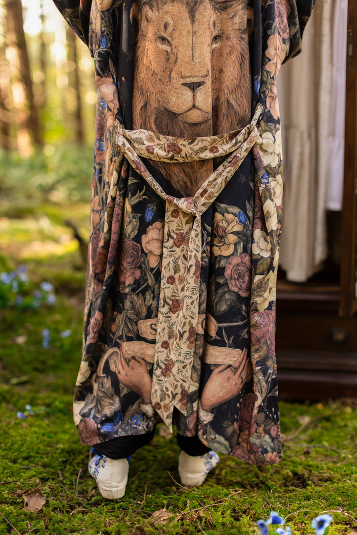 Market Of Stars - Lionheart - Opera Duster Kimono Robe - Botanicals & Narnia Inspired Print