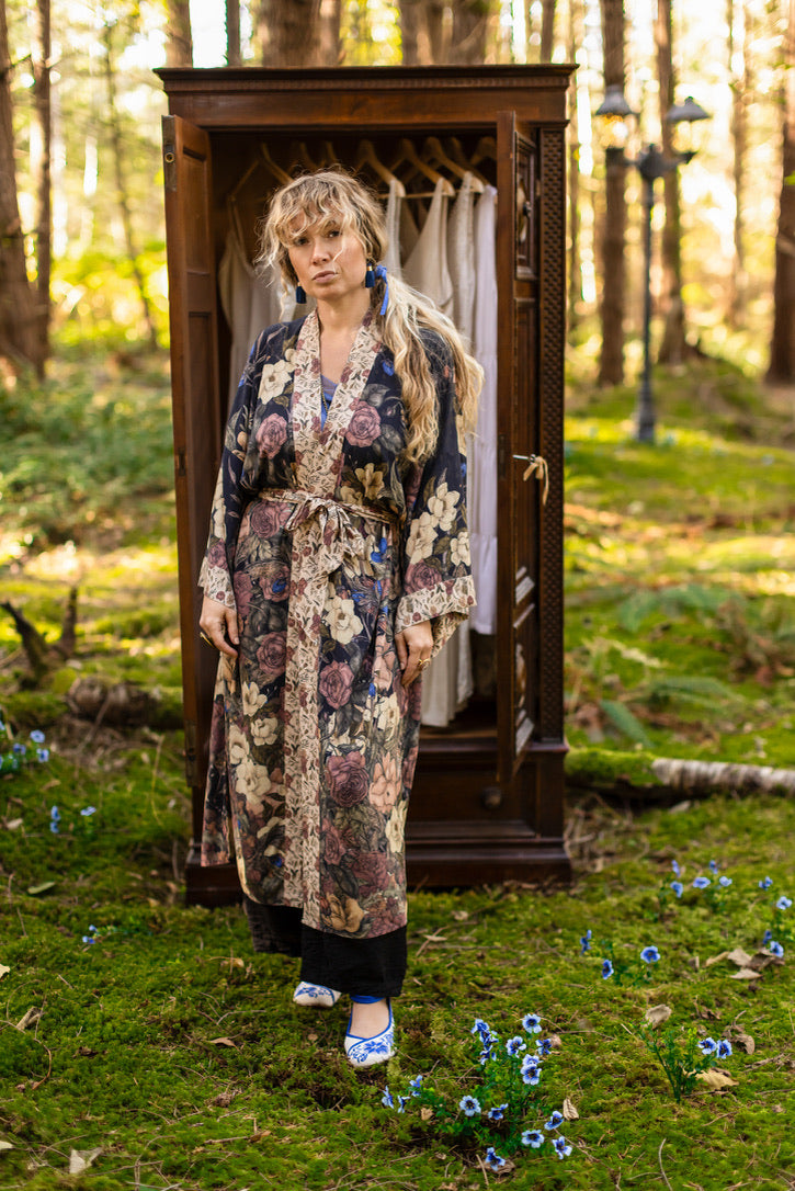 Market Of Stars - Lionheart - Opera Duster Kimono Robe - Botanicals & Narnia Inspired Print