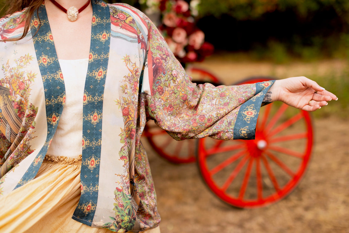 Market Of Stars - Love Revolution - Pixie Duster Crop Kimono - Sun, Horse & Florals