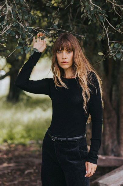 Montaigne - 100% Australian Merino Wool Knit Top Spencer – Lightweight Layering Essential