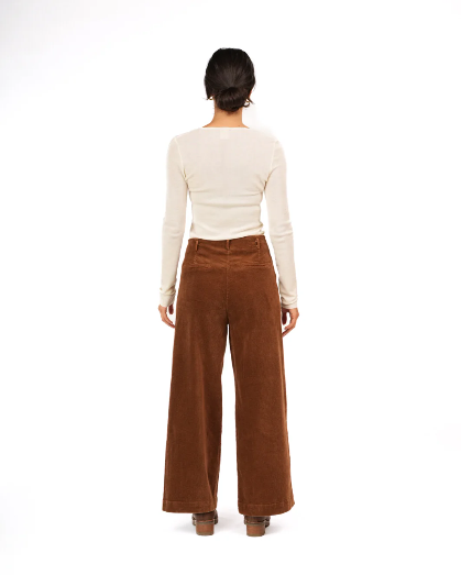 Montaigne - 100% Australian Merino Wool Knit Top Spencer – Lightweight Layering Essential