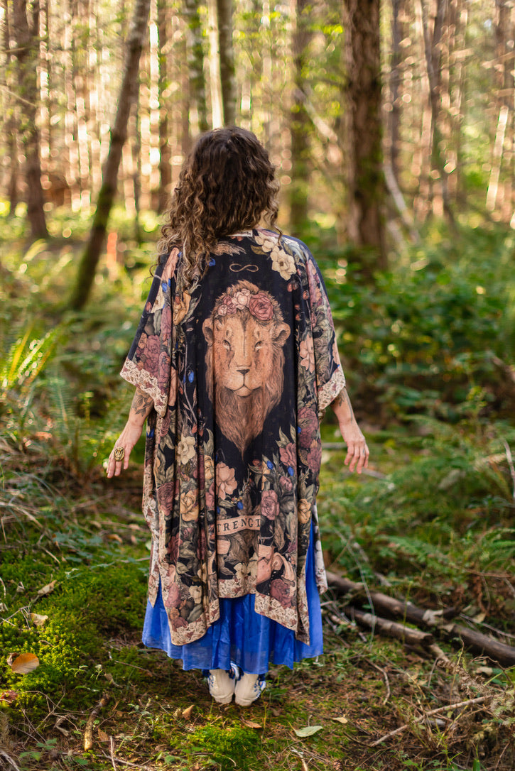 Market Of Stars - Lionheart - Bohemian Goddess Starduster Kimono - Botanicals