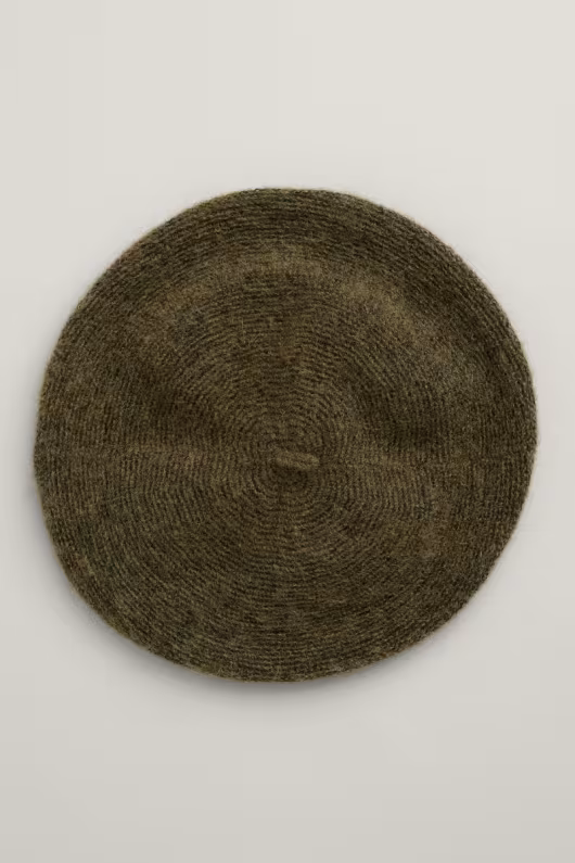 Seasalt Cornwall ‘Needle’ Tip Beret - Rich Olive