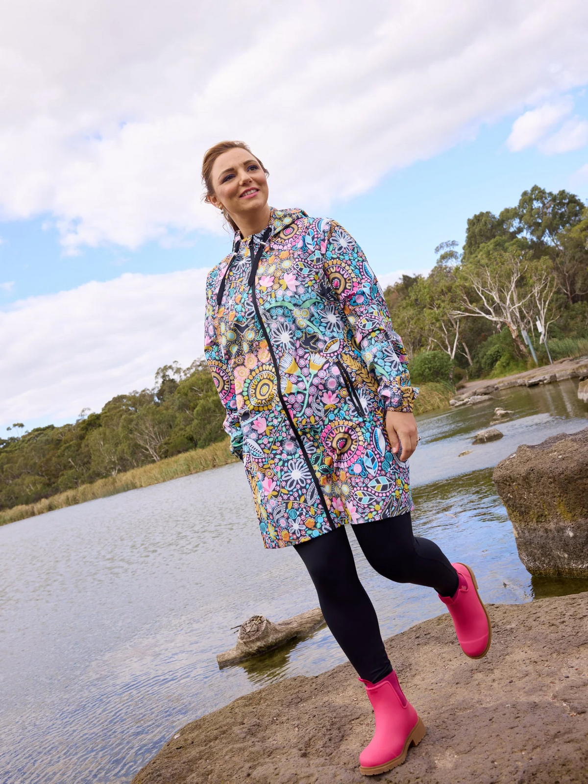Mama Movement - Coastal Wildflowers Longline Raincoat