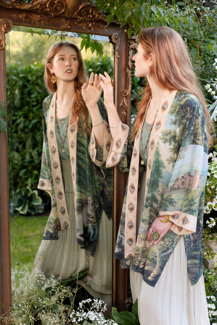 Market Of Stars - The Mythmaker - Matinée Cropped Duster Kimono - Landscape & Unicorn