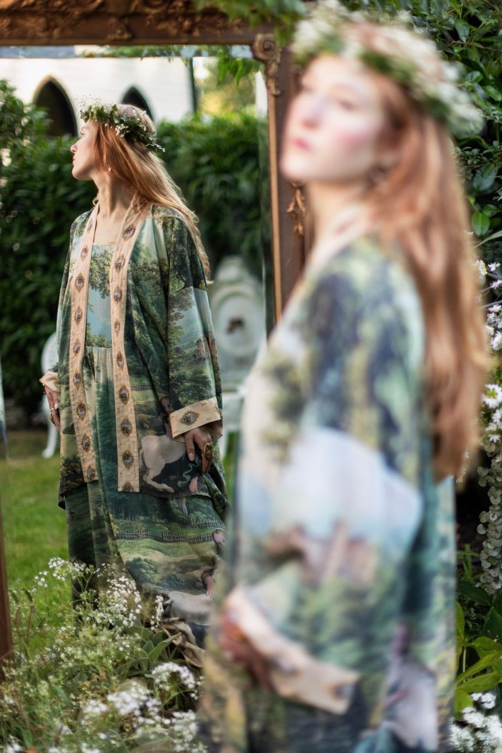 Market Of Stars - The Mythmaker - Matinée Cropped Duster Kimono - Landscape & Unicorn