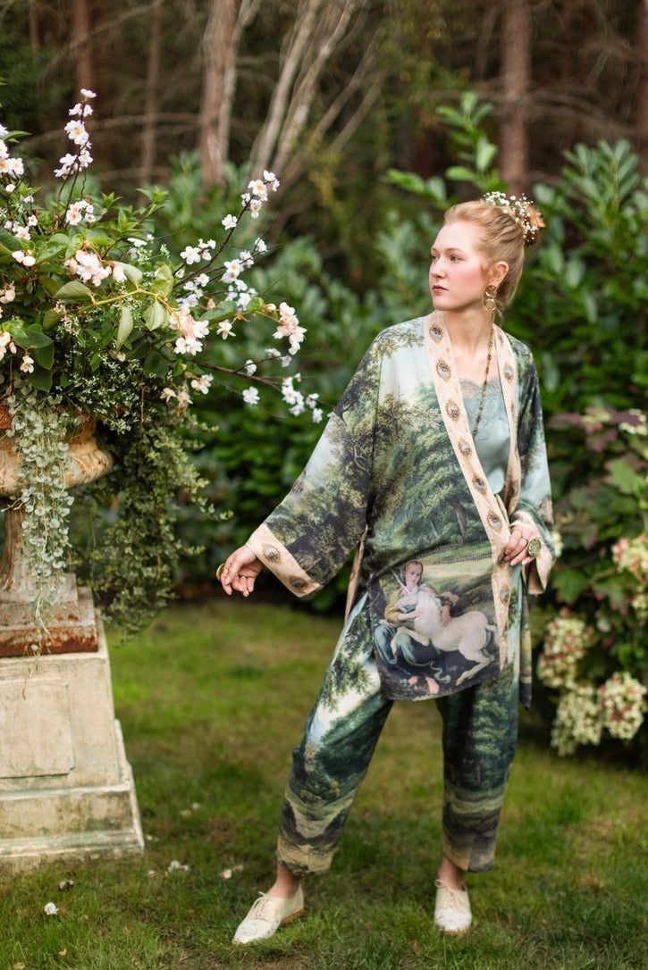 Market Of Stars - The Mythmaker - Matinée Cropped Duster Kimono - Landscape & Unicorn