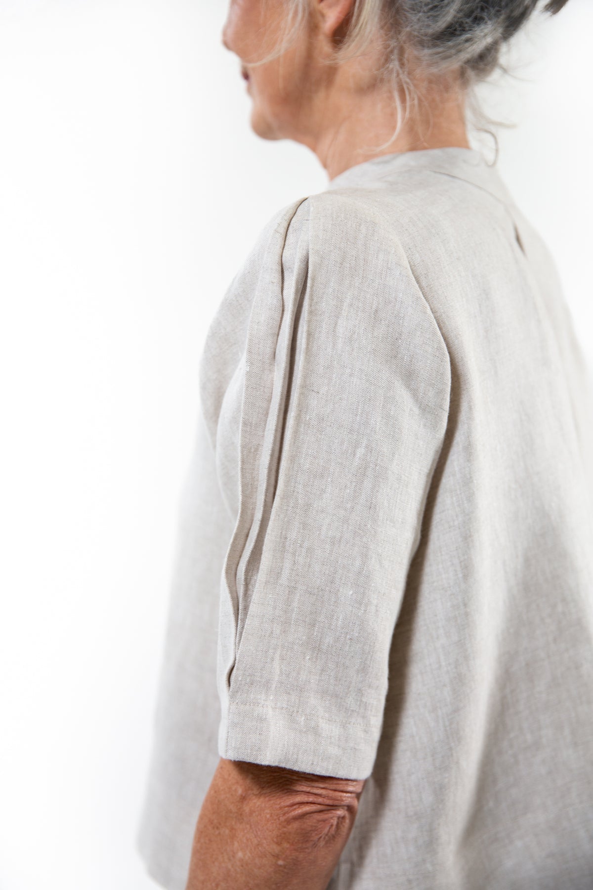 Eva’s Sunday - ‘Loretta’ Linen Top - Neutral