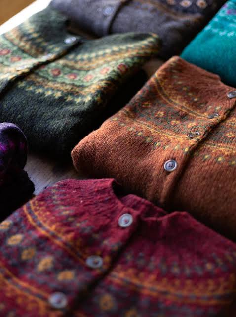 Harley of Scotland - Fairisle Yoke Crew Neck Sweater - Swansdown