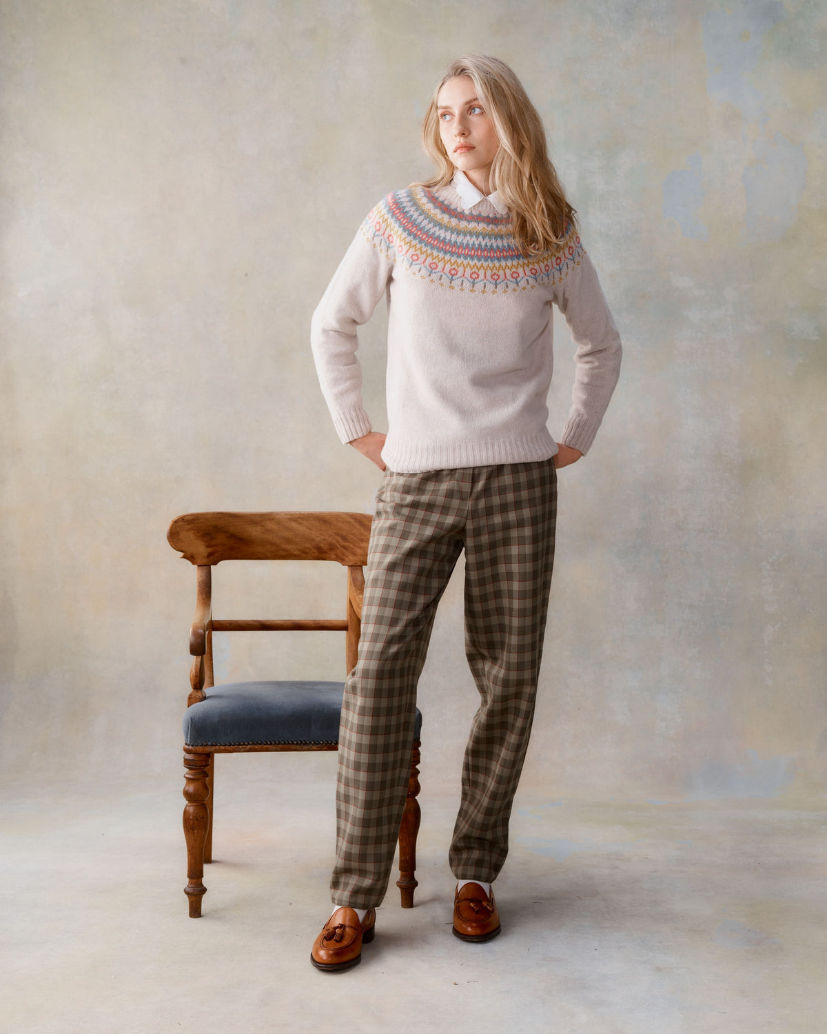 Harley of Scotland - Fairisle Yoke Crew Neck Sweater - Swansdown