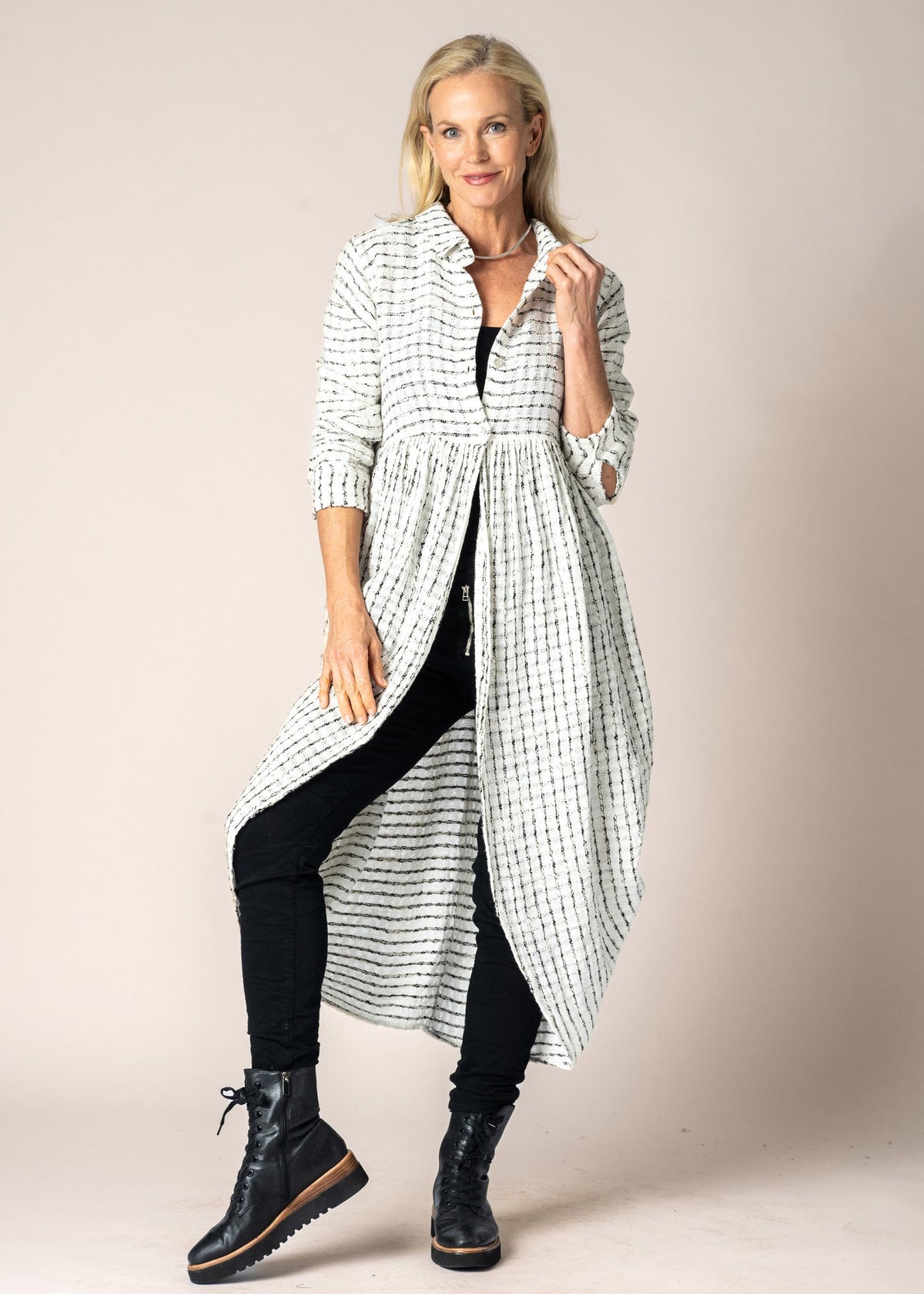 Imagine Fashion - ‘Cambria’ Linen Jacket - Cream